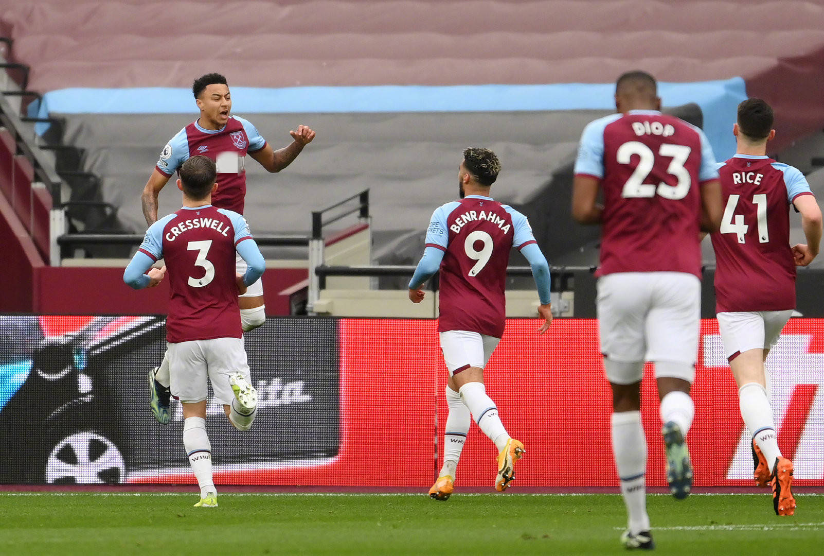 配不僅讓我 配不僅讓我